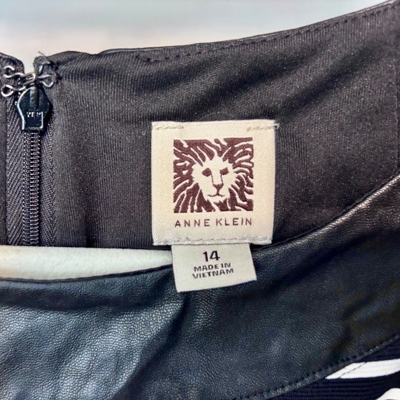 Anne Klein black and white striped sleeveless dress - Picture 6 of 8